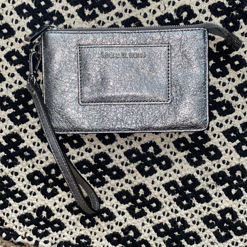 Michael Kors Wristlet